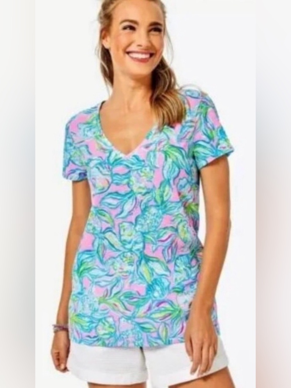 NWOT Lilly Pulitzer Etta V-neck top Size M
